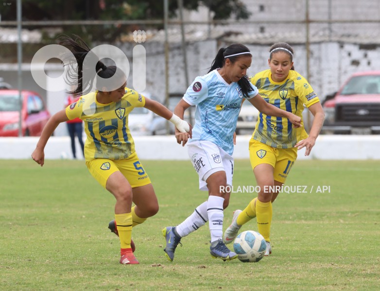 FBL-SUPERLIGA-FEMENINA-CATOLICA-LEONAS-NORTE