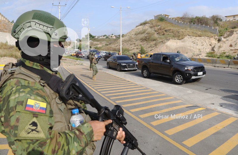 OPERATIVOS MANTA