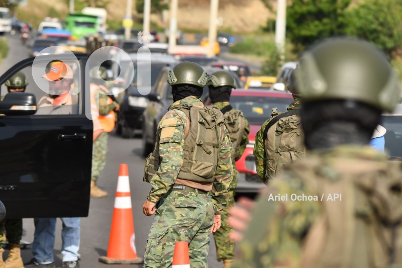 MANTA-ESTADO-DE-EXCEPCION-CONTROL-ARMAS