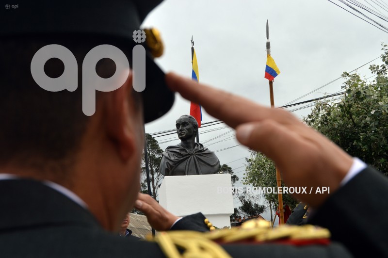 CUENCA-ANIVERSARIO NATALICIO-LIBERTADOR SIMON BOLIVAR