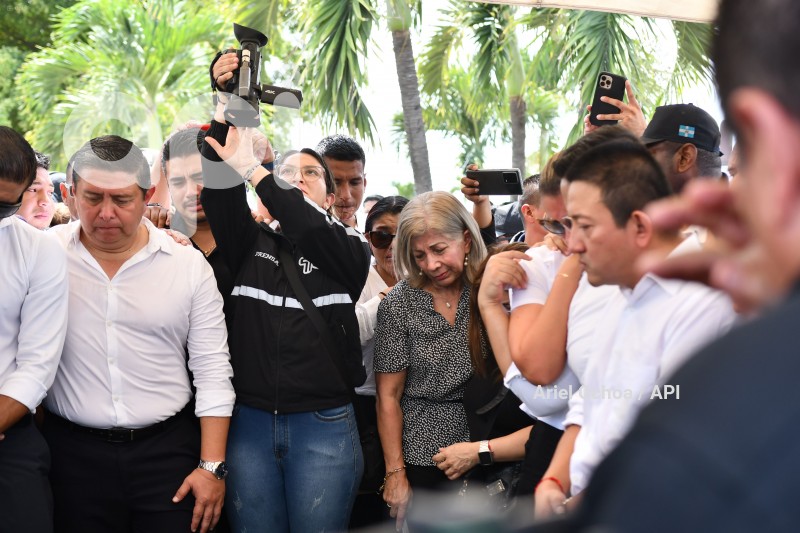 MANTA-SEPELIO-AGUSTIN-INTRIAGO
