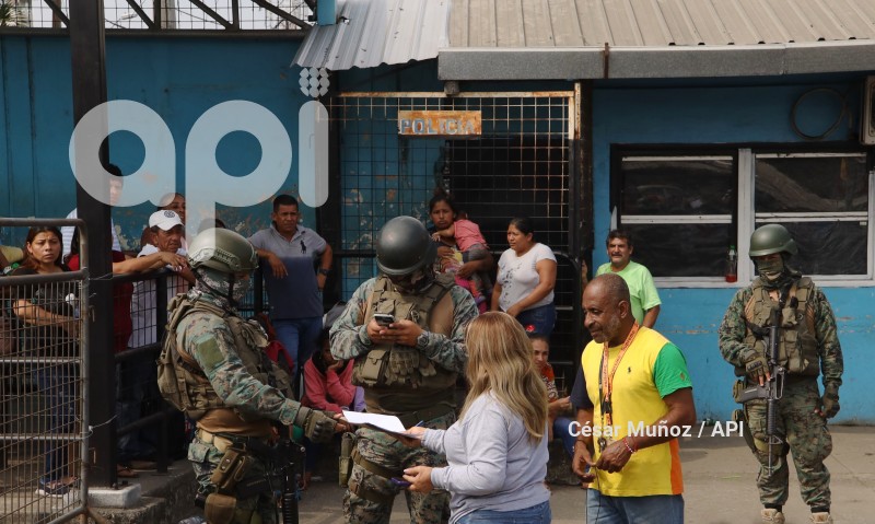 GYE-FAMILIARES PENITENCIARIA