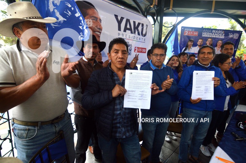 CUENCA-YAKU PEREZ FIRMA ACUERDO CON PRODUCTORES GANADEROS