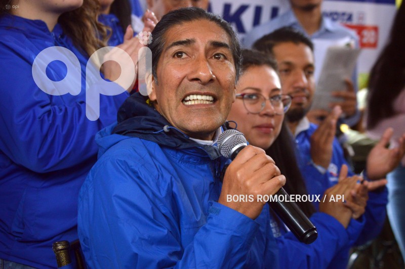 CUENCA-YAKU PEREZ FIRMA ACUERDO CON PRODUCTORES GANADEROS