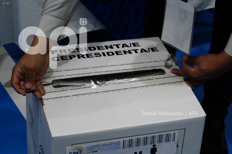 SIMULACRO-ELECCIONES-PRESIDENCIALES-UIO