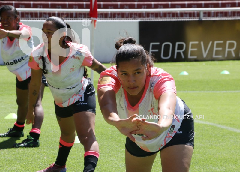 FBL-SUPERLIGA-FEMENINA-LDU-NANAS