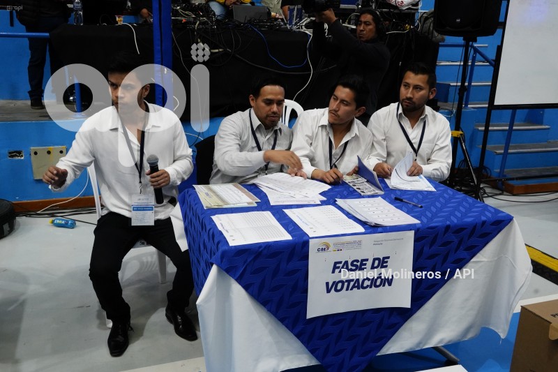 SIMULACRO-ELECCIONES-PRESIDENCIALES-UIO