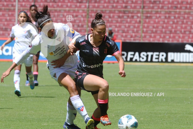 FBL-SUPERLIGA-FEMENINA-LDU-NANAS