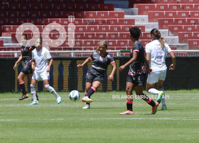FBL-SUPERLIGA-FEMENINA-LDU-NANAS