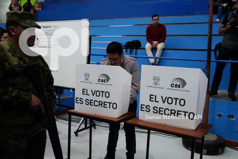 SIMULACRO-ELECCIONES-PRESIDENCIALES-UIO