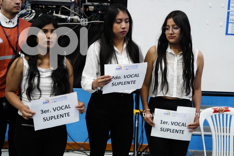 SIMULACRO-ELECCIONES-PRESIDENCIALES-UIO