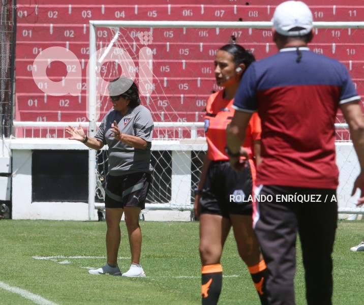 FBL-SUPERLIGA-FEMENINA-LDU-NANAS