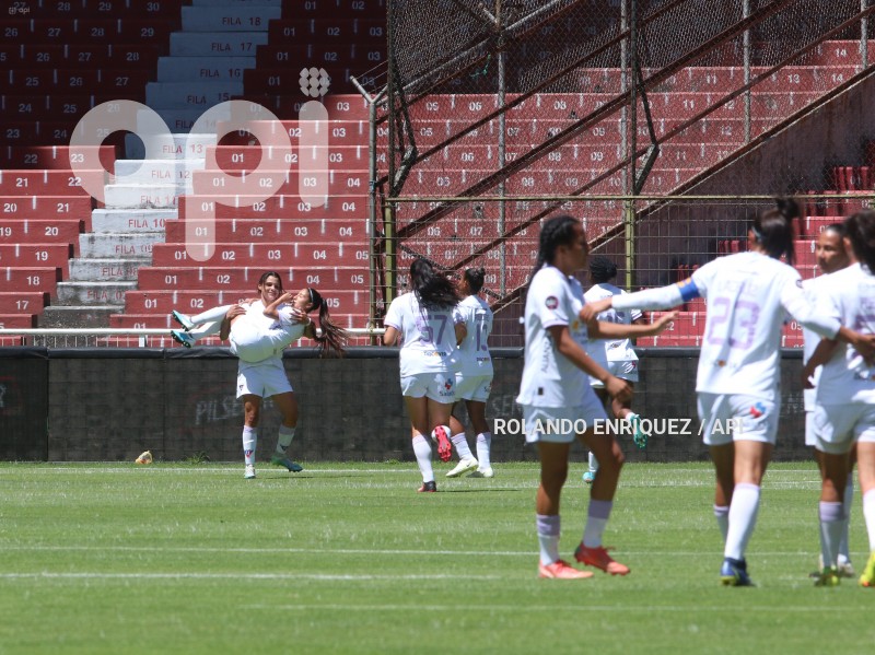 FBL-SUPERLIGA-FEMENINA-LDU-NANAS