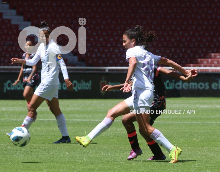 FBL-SUPERLIGA-FEMENINA-LDU-NANAS