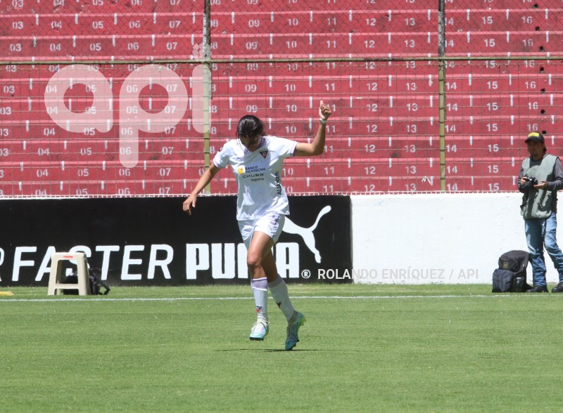 FBL-SUPERLIGA-FEMENINA-LDU-NANAS