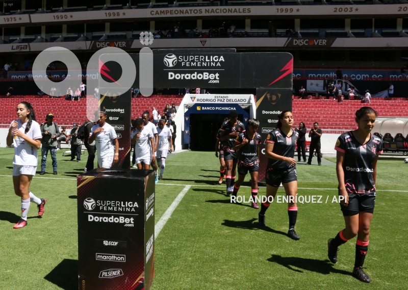 FBL-SUPERLIGA-FEMENINA-LDU-NANAS