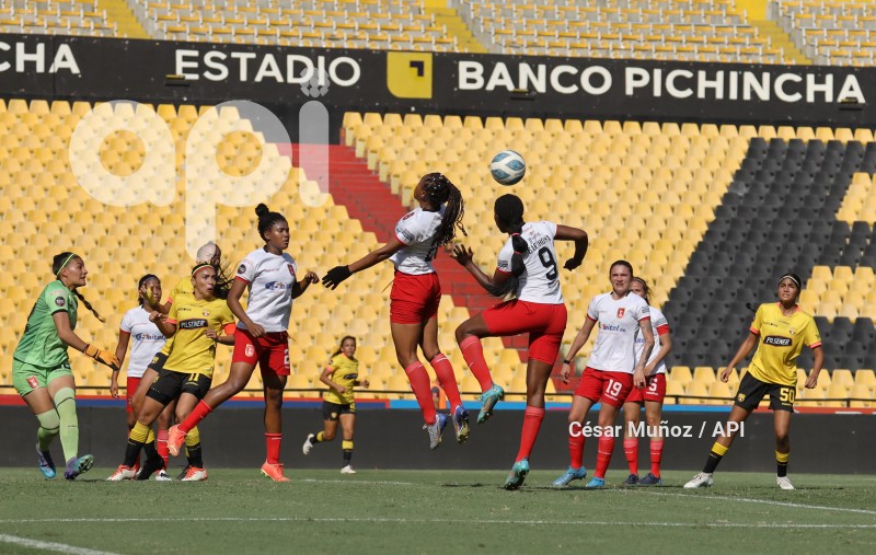 FBL-SUPERLIGA-BARCELONA-IBARRA