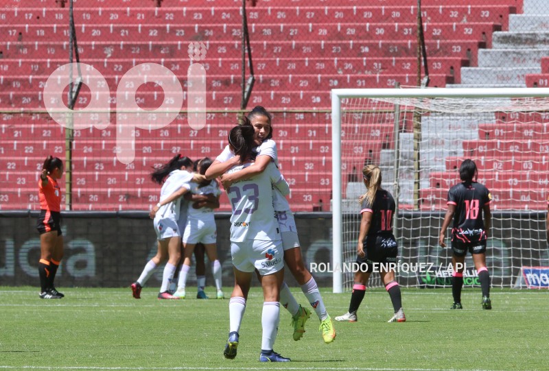 FBL-SUPERLIGA-FEMENINA-LDU-NANAS
