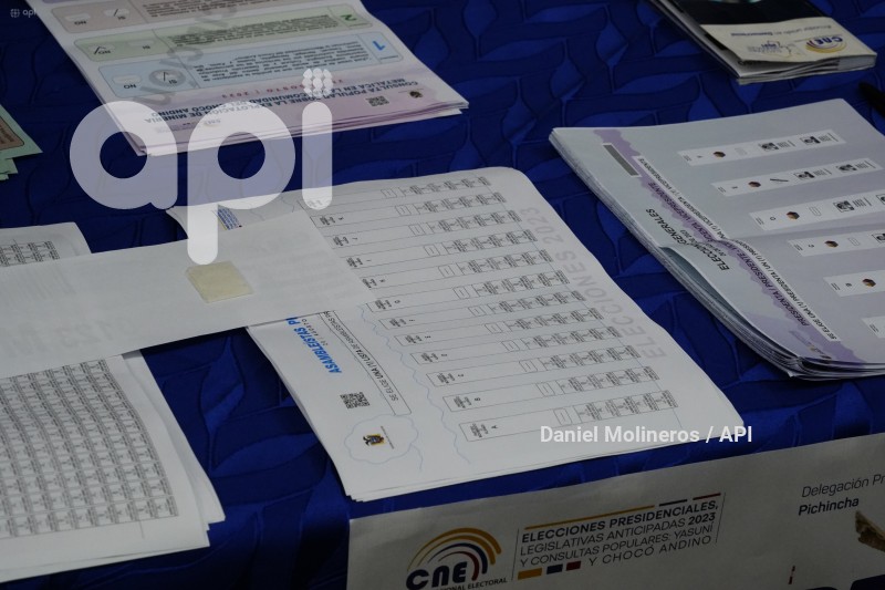 SIMULACRO-ELECCIONES-PRESIDENCIALES-UIO