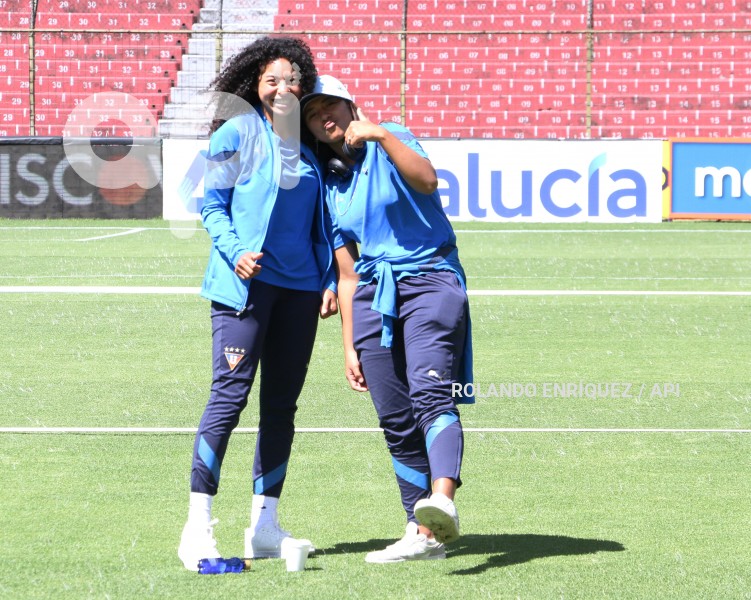 FBL-SUPERLIGA-FEMENINA-LDU-NANAS