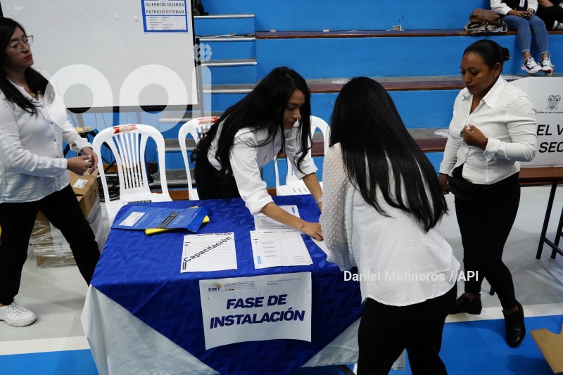 SIMULACRO-ELECCIONES-PRESIDENCIALES-UIO