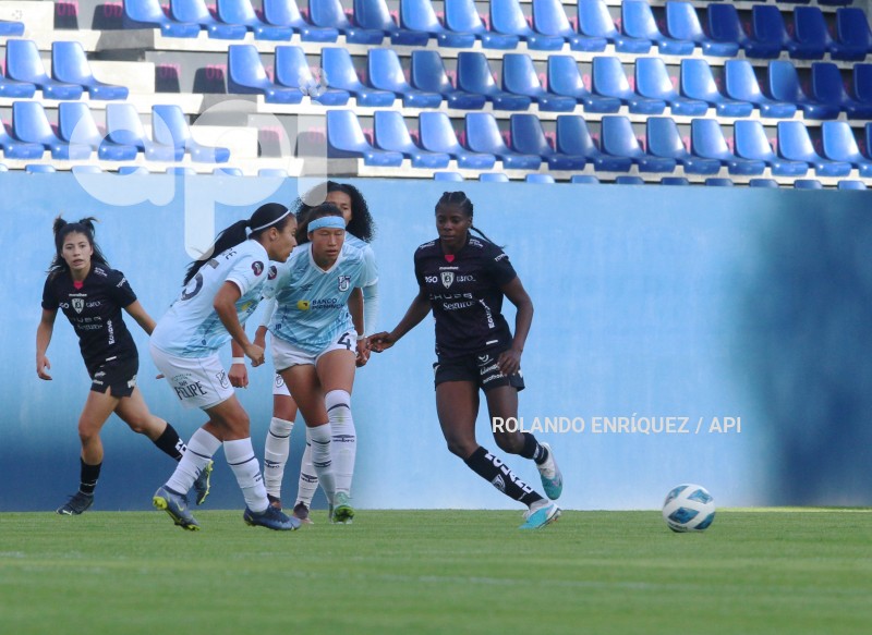 FBL-SUPERLIGA-FEMENINA-DRAGONAS-CATOLICA
