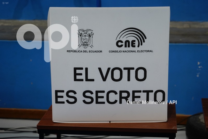 SIMULACRO-ELECCIONES-PRESIDENCIALES-UIO