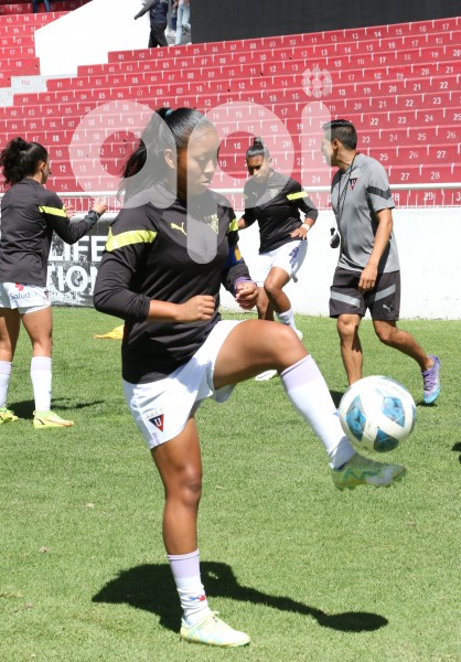 FBL-SUPERLIGA-FEMENINA-LDU-NANAS