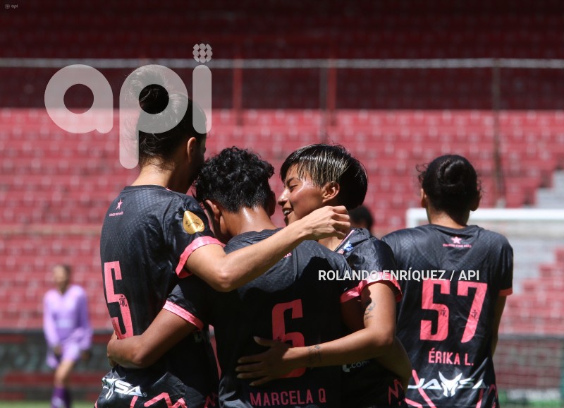 FBL-SUPERLIGA-FEMENINA-LDU-NANAS