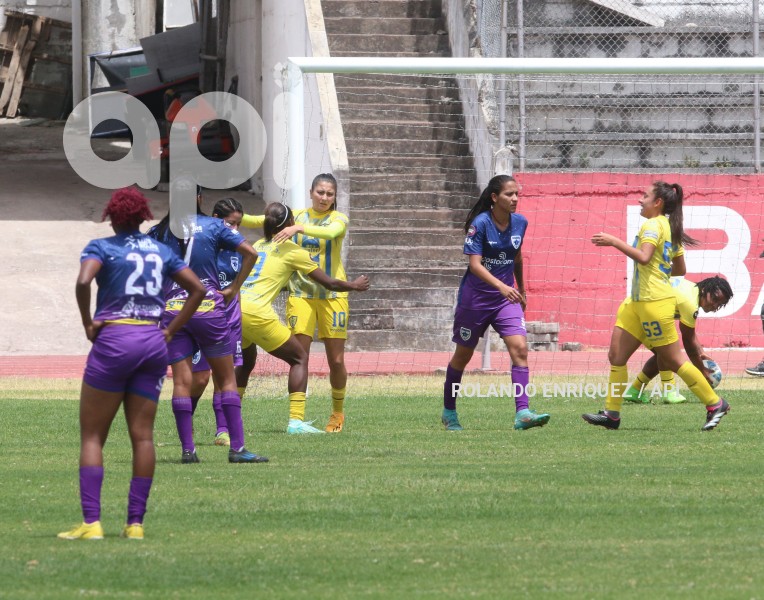 FBL-SUPERLIGA-FEMENINA-LEONES-NORTE-ESPUCE
