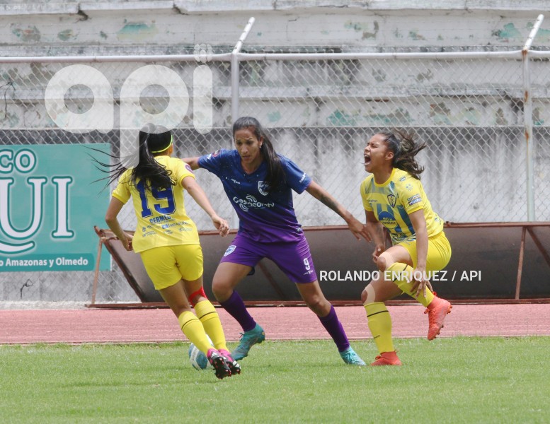 FBL-SUPERLIGA-FEMENINA-LEONES-NORTE-ESPUCE