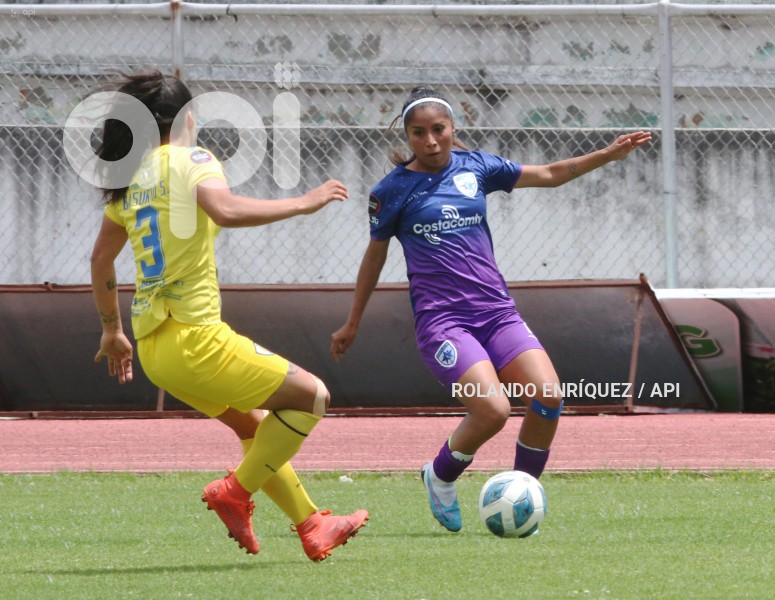 FBL-SUPERLIGA-FEMENINA-LEONES-NORTE-ESPUCE