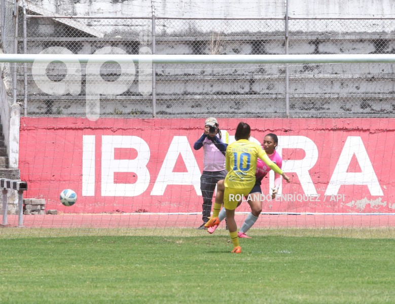 FBL-SUPERLIGA-FEMENINA-LEONES-NORTE-ESPUCE