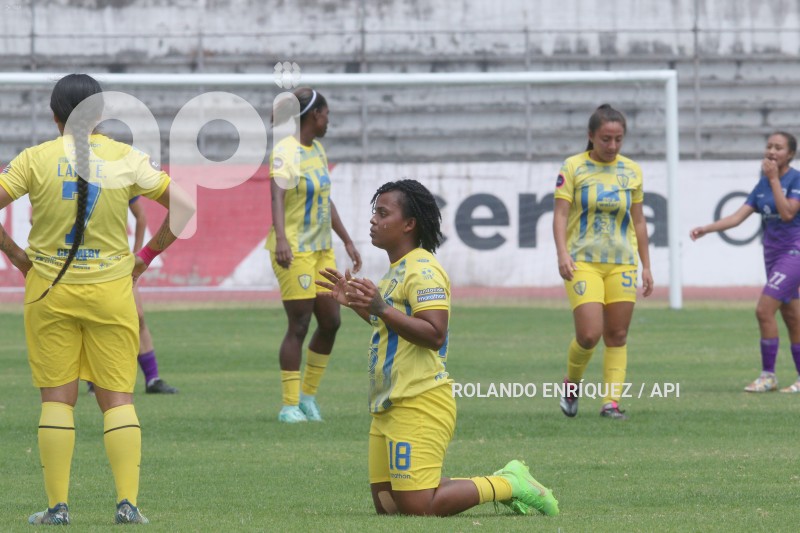 FBL-SUPERLIGA-FEMENINA-LEONES-NORTE-ESPUCE