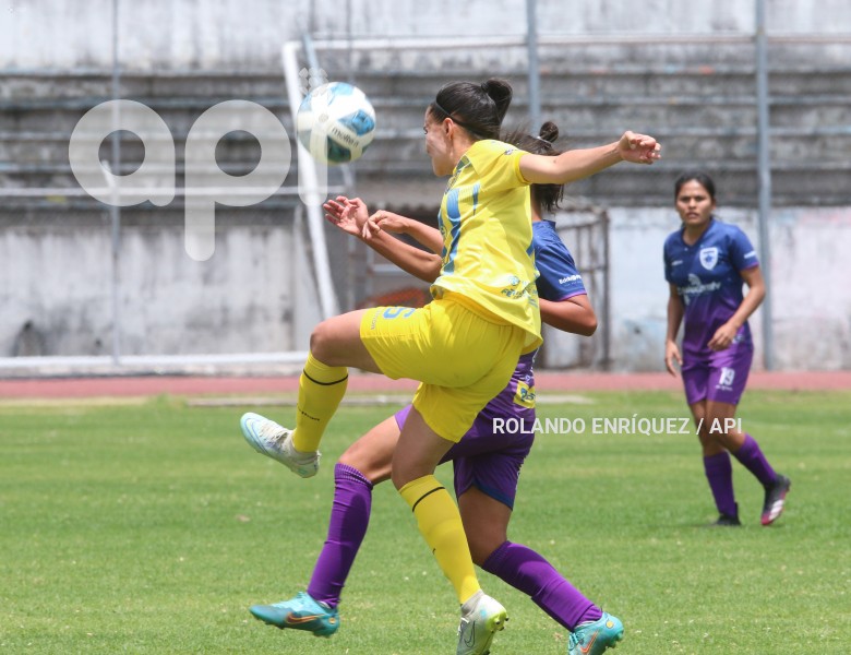 FBL-SUPERLIGA-FEMENINA-LEONES-NORTE-ESPUCE