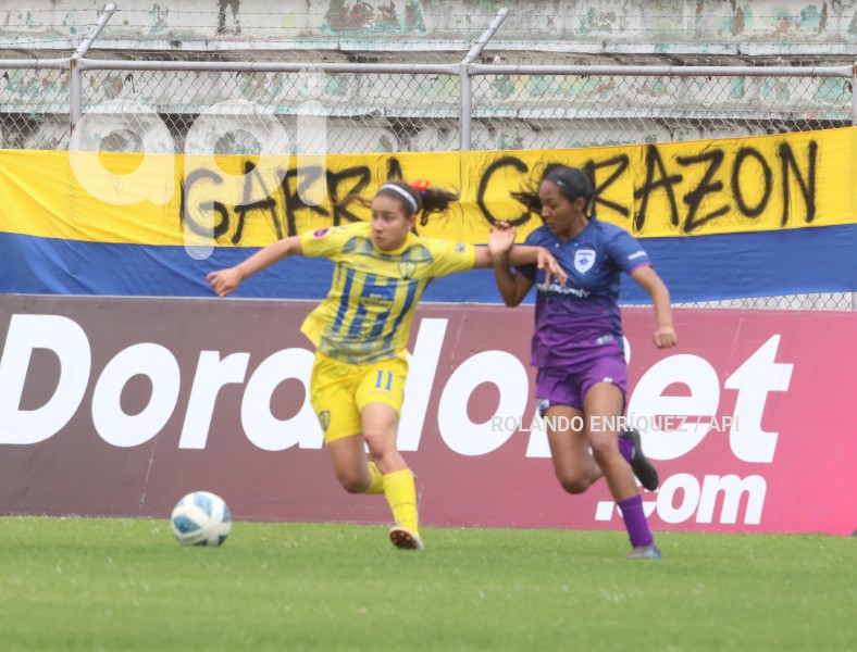 FBL-SUPERLIGA-FEMENINA-LEONES-NORTE-ESPUCE