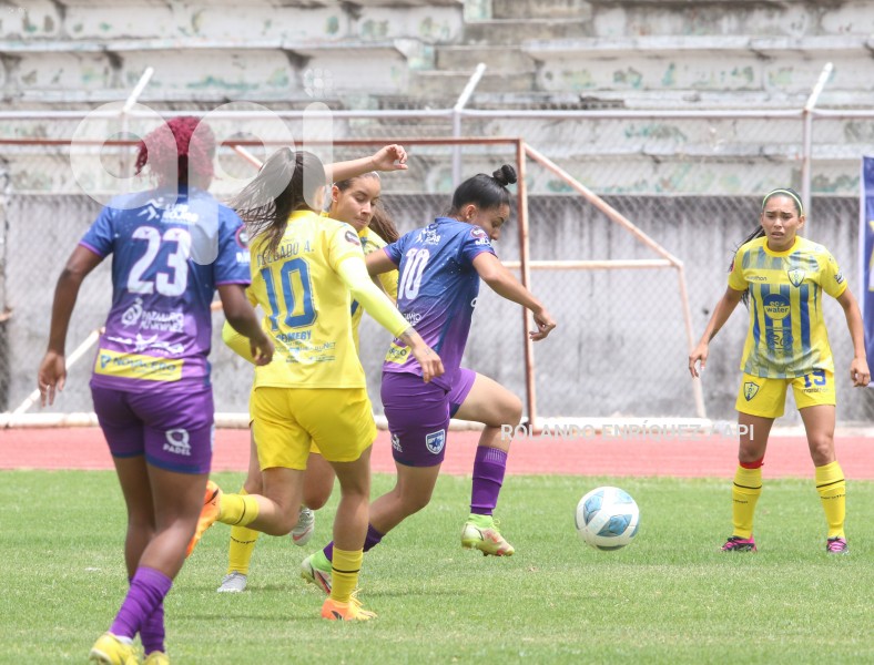 FBL-SUPERLIGA-FEMENINA-LEONES-NORTE-ESPUCE