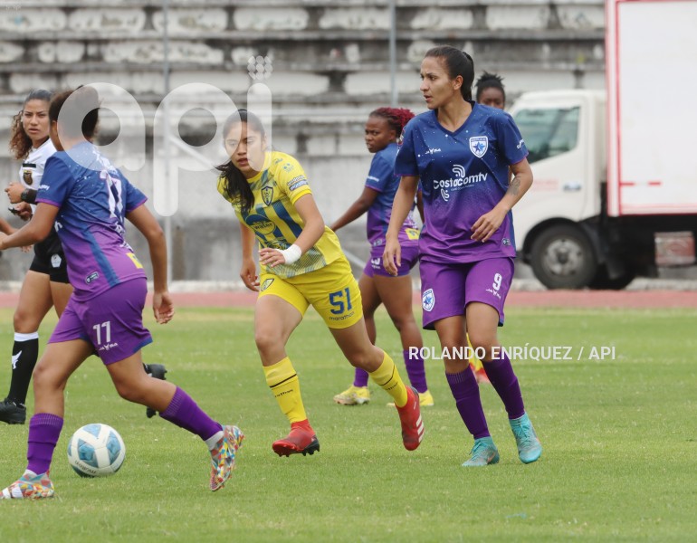 FBL-SUPERLIGA-FEMENINA-LEONES-NORTE-ESPUCE