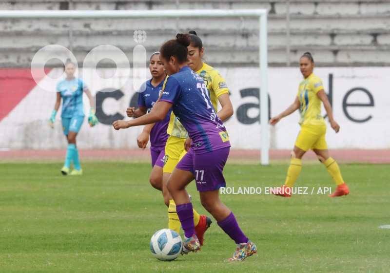 FBL-SUPERLIGA-FEMENINA-LEONES-NORTE-ESPUCE