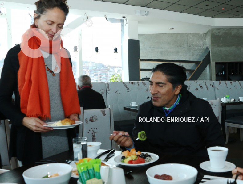 DIALOGO-PRENSA-YAKU-PEREZ