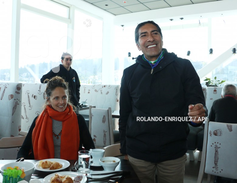 DIALOGO-PRENSA-YAKU-PEREZ