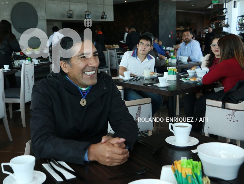 DIALOGO-PRENSA-YAKU-PEREZ