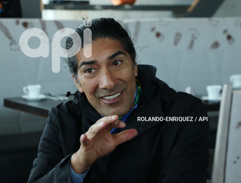 DIALOGO-PRENSA-YAKU-PEREZ