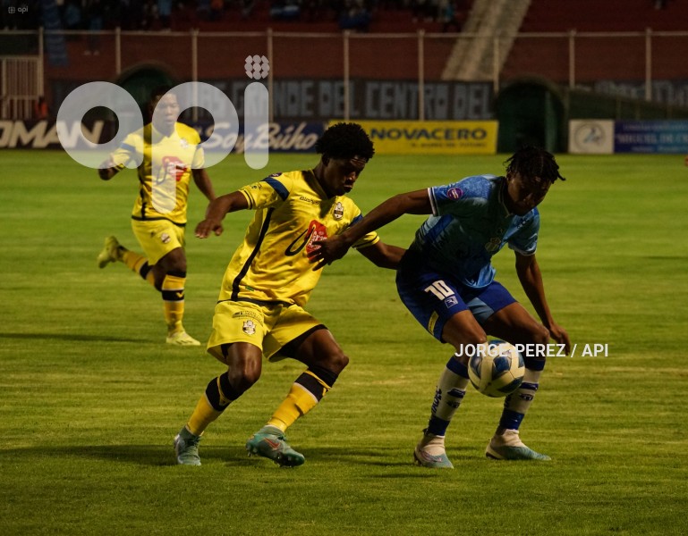 FBL-LIGA-PRO-BET593-SERIE-B-MACARA-VARGAS-TORRES-