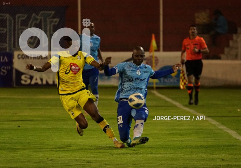 FBL-LIGA-PRO-BET593-SERIE-B-MACARA-VARGAS-TORRES-