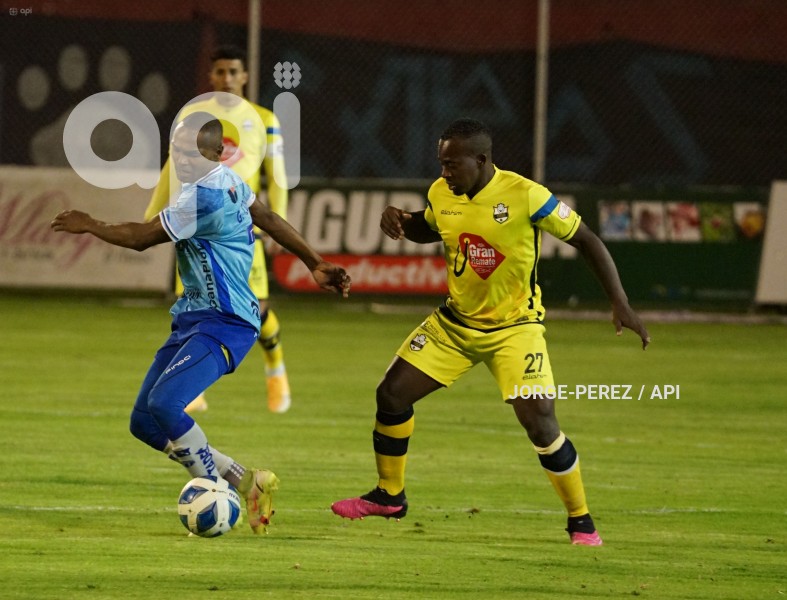 FBL-LIGA-PRO-BET593-SERIE-B-MACARA-VARGAS-TORRES-
