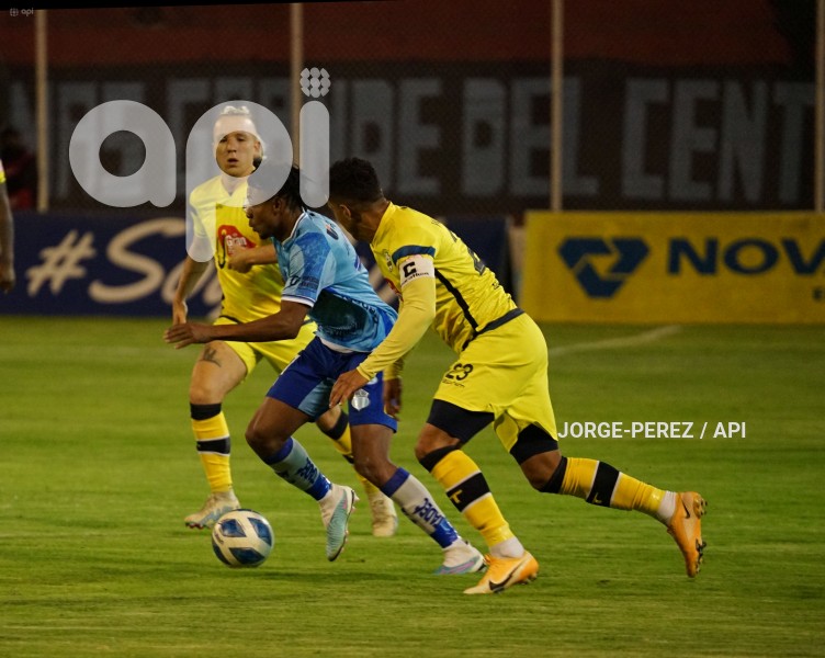 FBL-LIGA-PRO-BET593-SERIE-B-MACARA-VARGAS-TORRES-