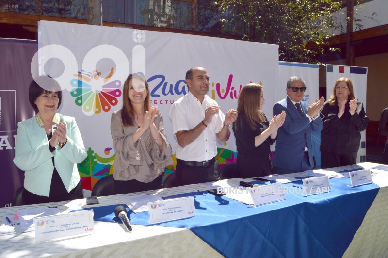 CUENCA-FIRMA CONVENIO-PREFECTURA-UNIVERSIDADES