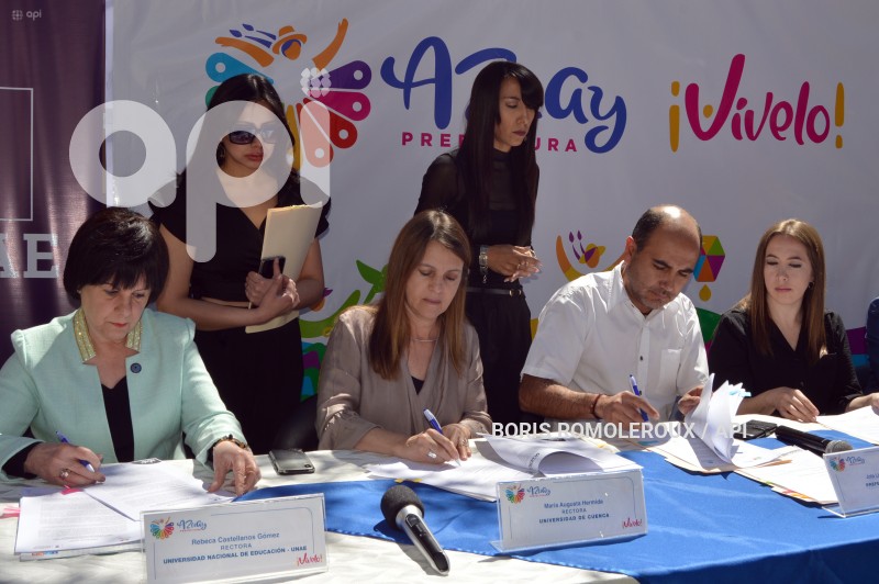 CUENCA-FIRMA CONVENIO-PREFECTURA-UNIVERSIDADES