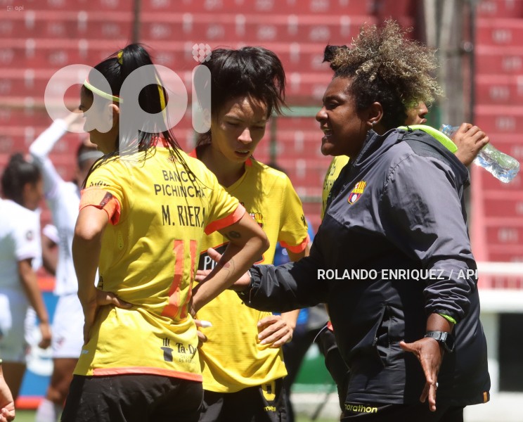 FBL-SUPERLIGA-FEMENINA-LDU-BARCELONA